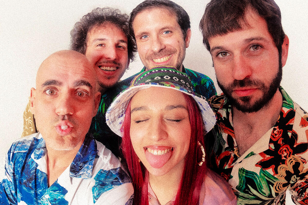 supermusica-contratar-a-funky-games-02